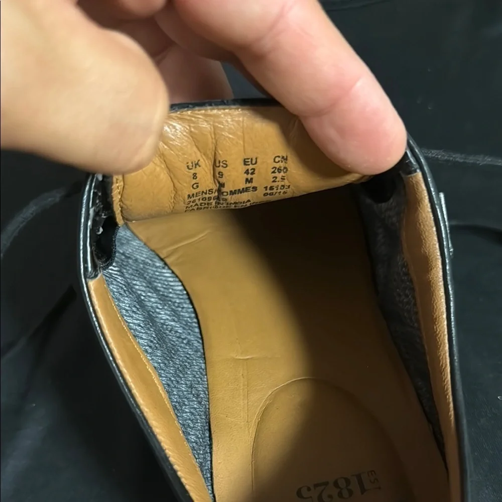Clarks Men's Black Leather Shoes